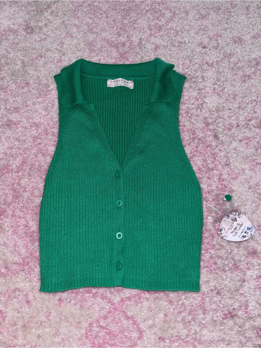 Sleeveless Ribbed Button-Front Knit Vest in Green